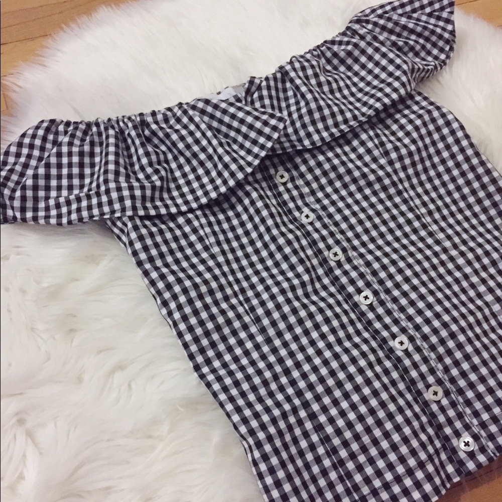 NWOT Off The Shoulder Gingham Top